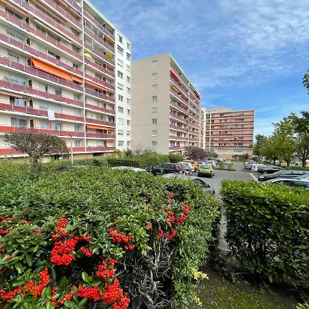 Les Domes Du Parc 4e App T3 Et T1 Proche De Toutes Commodites Apartment
